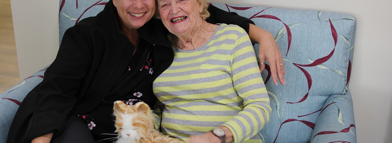 2019-04-06 Wilma the robotic cat wows residents.hero(2).jpg 2019-04-06 Wilma the robotic cat wows residents.hero(2).jpg