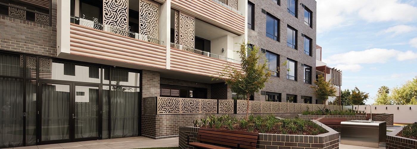 Europa on Alma outdoor space