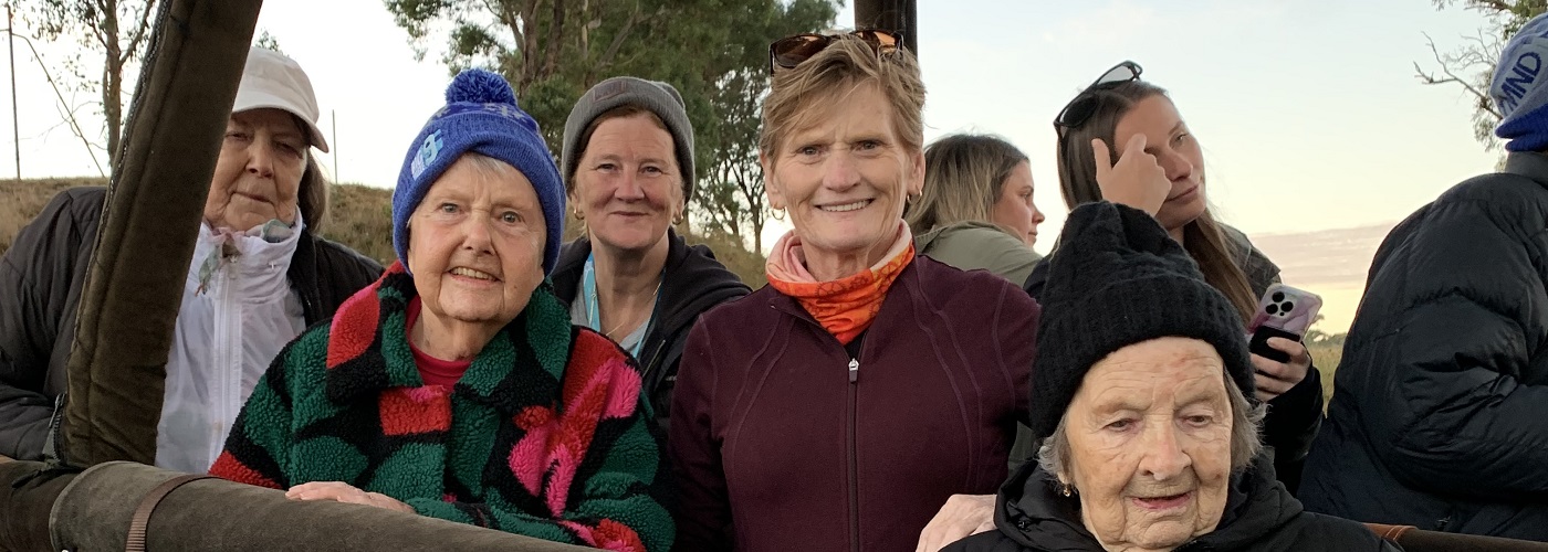 Lilydale residents hot air ballooning