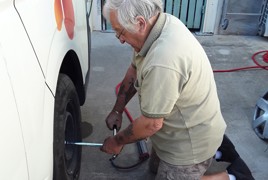 Peter Mr Fix It Carrington (2)_crop.jpg Peter Mr Fix It Carrington (2)_crop.jpg