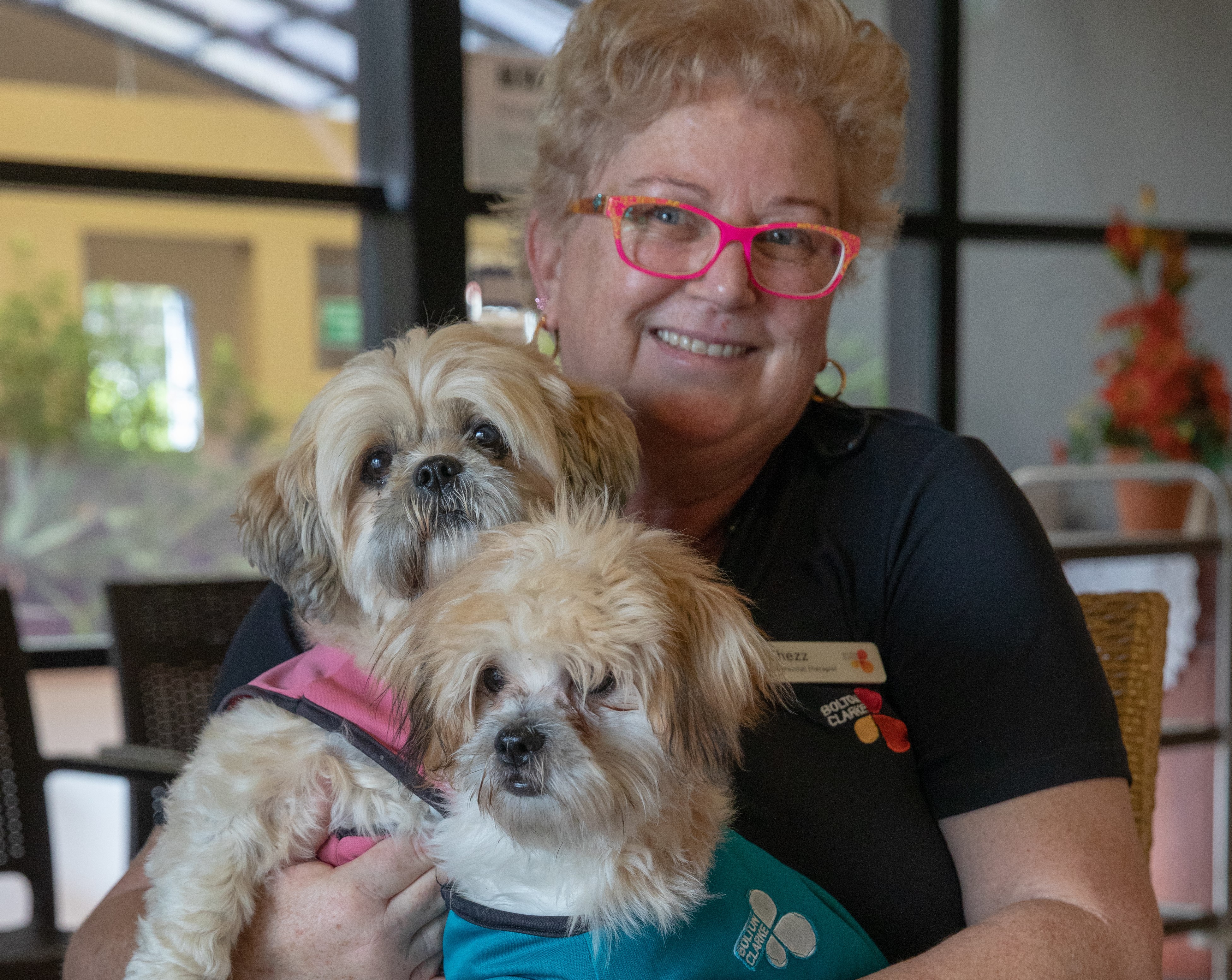 Rowes Bay DT Chezz Thompson w dogs China (pink) Sherbet (blue)_crop.jpg