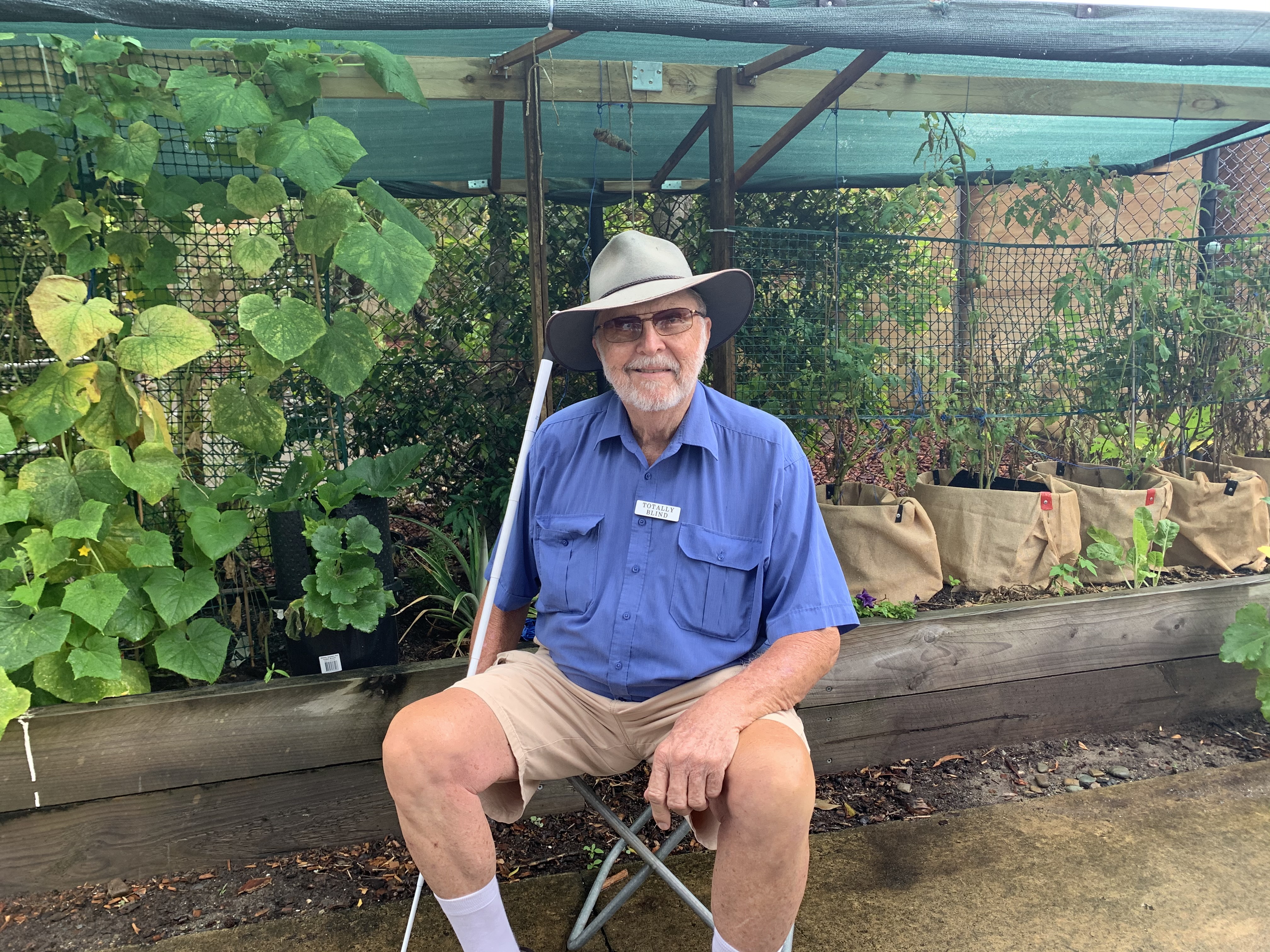 Tantula Rise RL - neil gardening (7).JPG