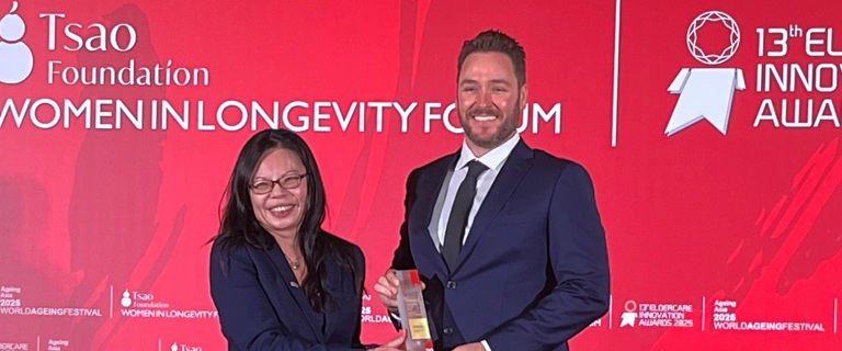 Bolton Clarke Chief Operating Officer Residential Aged Care Glenn Hancock accepting the award Bolton Clarke Chief Operating Officer Residential Aged Care Glenn Hancock accepting the award