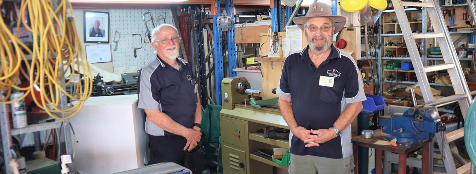 Clive&John_1400x500.jpg Clive&John_1400x500.jpg