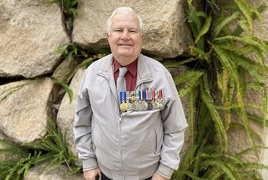 Dennis_368x246.jpg Dennis_368x246.jpg