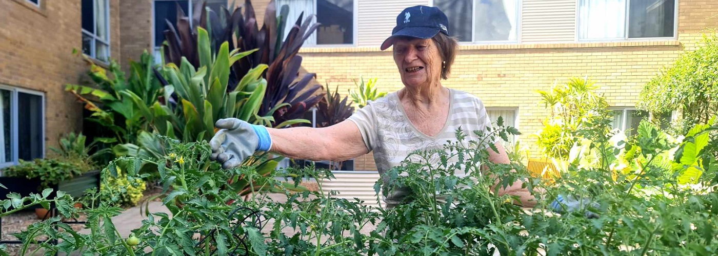 Dianna in the Goodness Garden.jpg