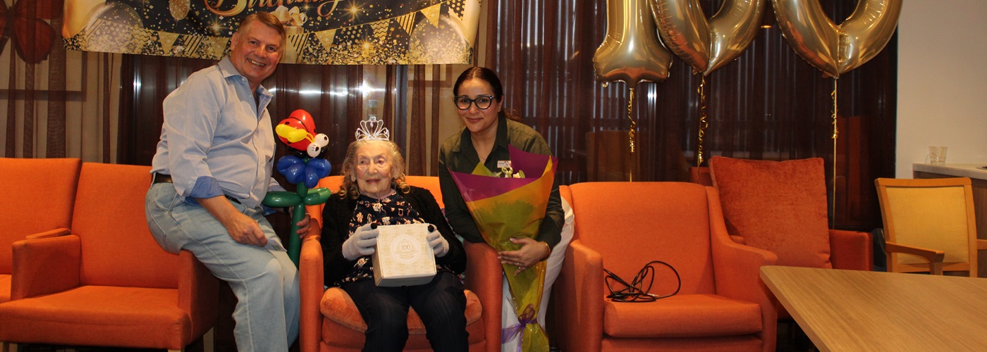 Hella's 100th bday.jpg