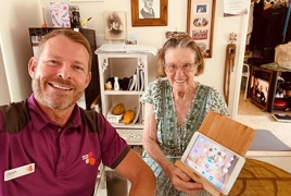 Jason & Brenda Carr_368x246.jpg Jason & Brenda Carr_368x246.jpg