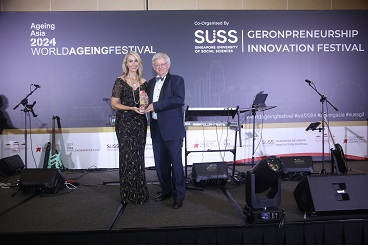 Meredith Bird accepting Operator of the Year Active Ageing_.jpg