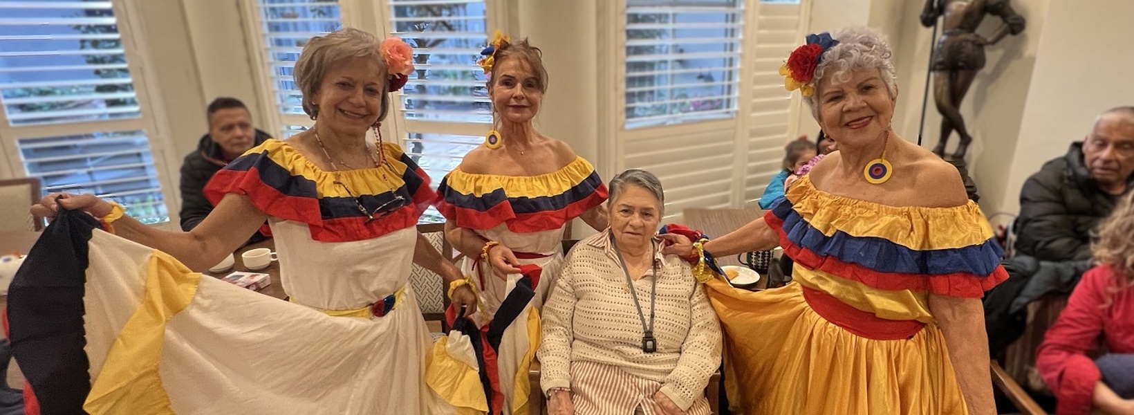 Nubia and Colombian Dancers_.jpg Nubia and Colombian Dancers_.jpg