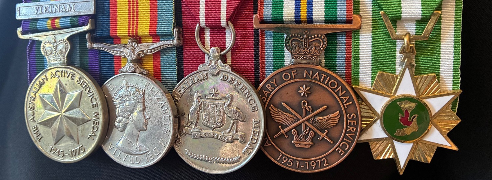 Phillip Fitzsimmons' service medals.jpg Phillip Fitzsimmons' service medals.jpg