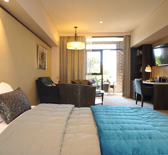 Extra large single balcony - Greenwood.jpg