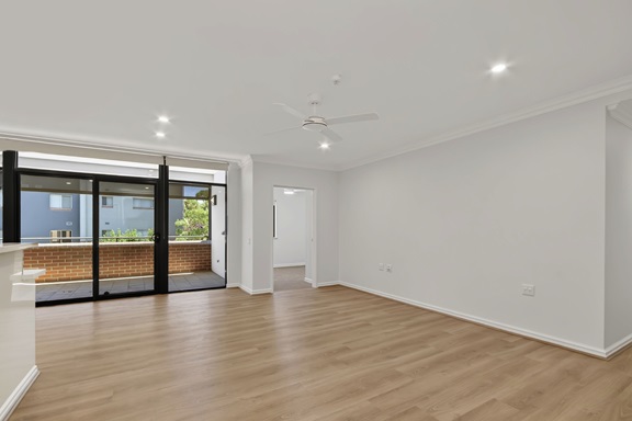 002_Open2view_ID989217-42-16_Freedman_Road__Menora.jpg