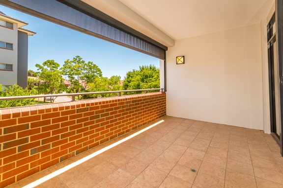 020_Open2view_ID989217-42-16_Freedman_Road__Menora.jpg