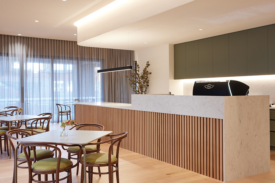 2024_RL Callisto_Cafe - BG OFS6249426.jpg