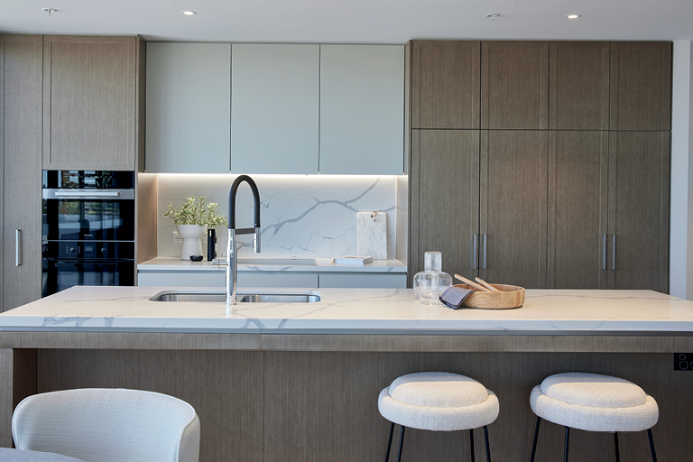 Europa on Alma - 106